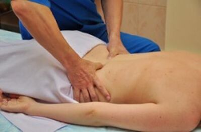 Masažas gydant juosmens osteochondrozę